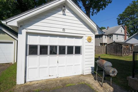 142 Belvidere St, Springfield, MA 01108 photo 16