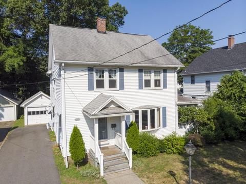 142 Belvidere St, Springfield, MA 01108 photo 1