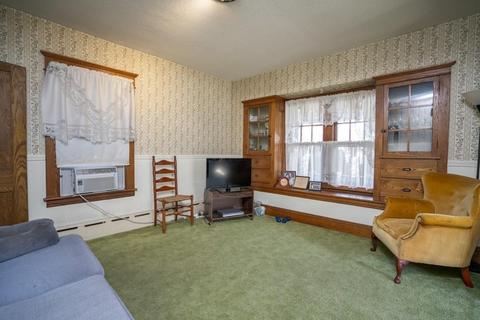 142 Belvidere St, Springfield, MA 01108 photo 5