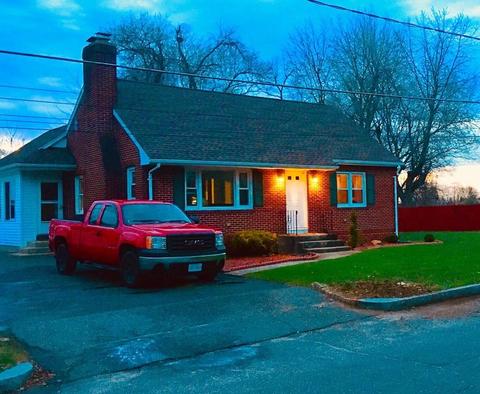 140 Nagle St, Springfield, MA 01151 photo 1