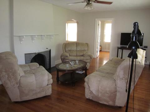 107 Gillette Ave, Springfield, MA 01118 photo 2