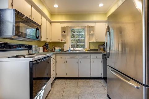 42 Chute, Dedham, MA 02026 photo 8
