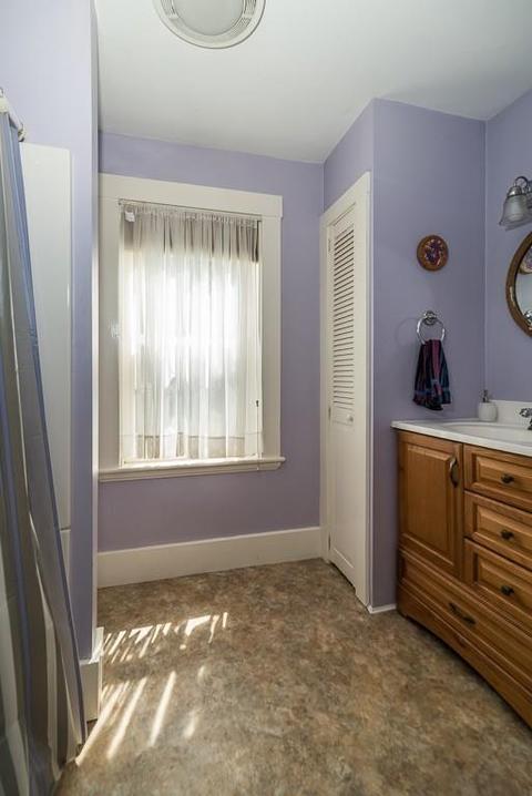 35 Chapel St, Gloucester, MA 01930 photo 14