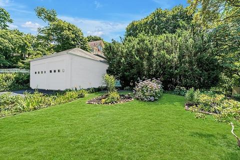 35 Chapel St, Gloucester, MA 01930 photo 28