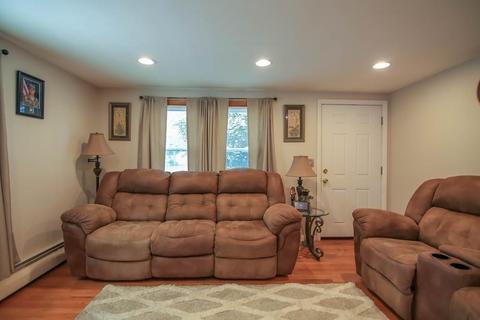 3 Lovewell St, Ware, MA 01082 photo 7