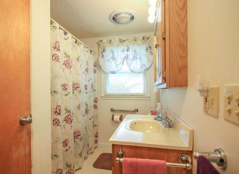 3 Lovewell St, Ware, MA 01082 photo 13