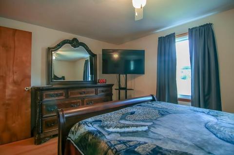 3 Lovewell St, Ware, MA 01082 photo 9