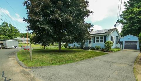 3 Lovewell St, Ware, MA 01082 photo 2