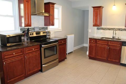 35 Manitoba, Springfield, MA 01108 photo 3