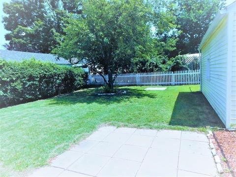 89 Powell Ave, Springfield, MA 01118 photo 2