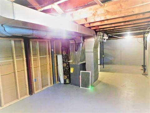 89 Powell Ave, Springfield, MA 01118 photo 12