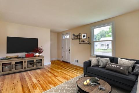 23 Midway St, Springfield, MA 01151 photo 3