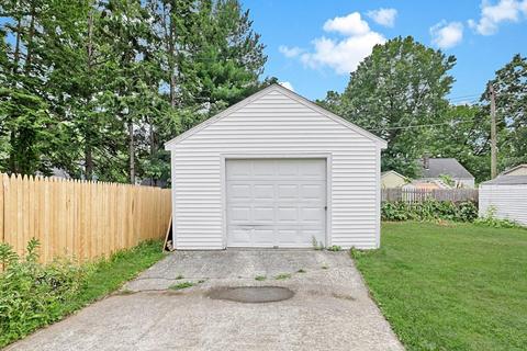23 Midway St, Springfield, MA 01151 photo 15