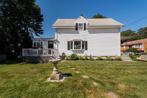 41 Lewis St, Fall River, MA 02724 photo 5