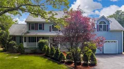9 Tee Jay Ln, Blackstone, MA 01504 photo 1