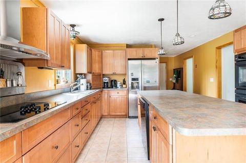 9 Tee Jay Ln, Blackstone, MA 01504 photo 6