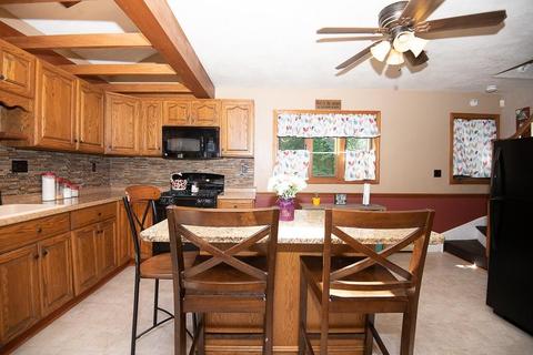 281 Heard St, Worcester, MA 01603 photo 7