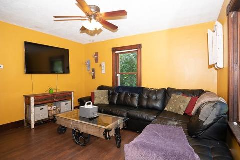 281 Heard St, Worcester, MA 01603 photo 12