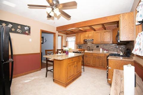 281 Heard St, Worcester, MA 01603 photo 8