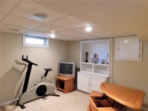 24 Maebeth St, Springfield, MA 01119 photo 26