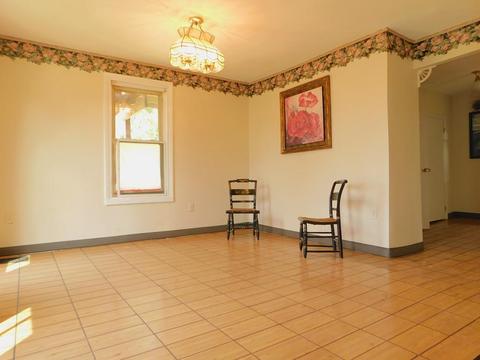 223 Pine St, Springfield, MA 01105 photo 8