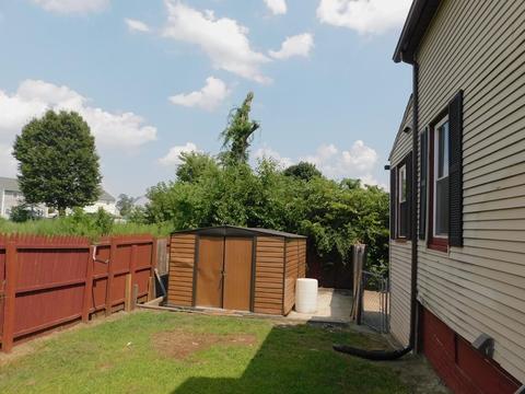 223 Pine St, Springfield, MA 01105 photo 21