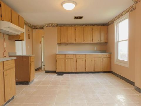 223 Pine St, Springfield, MA 01105 photo 7