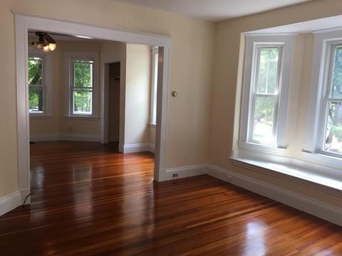 13 Cheever St, Danvers, MA 01923 photo 5