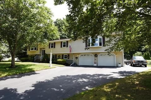 55 Eleanor Rd, Raynham, MA 02767 photo 2