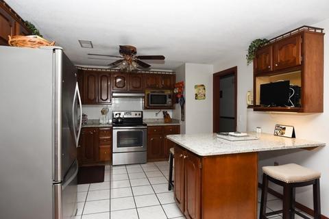 55 Eleanor Rd, Raynham, MA 02767 photo 16