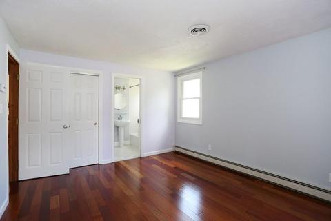 33 Frank St, Needham, MA 02494 photo 14