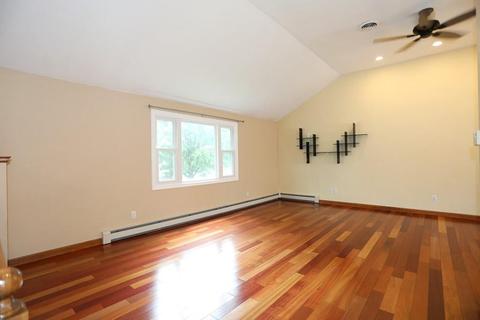 33 Frank St, Needham, MA 02494 photo 4