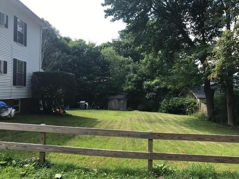 8 Highland Pl, Gloucester, MA 01930 photo 2