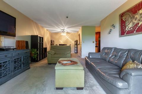 147 Sylvan St #22B, Danvers, MA 01923 photo 3
