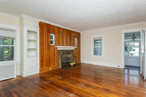 71 Marsden St, Springfield, MA 01109 photo 9