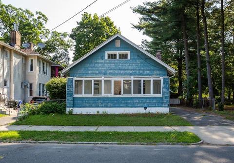 71 Marsden St, Springfield, MA 01109 photo 2