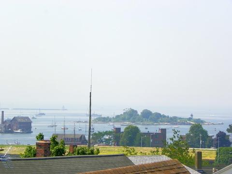 11 Taylor, Gloucester, MA 01930 photo 3