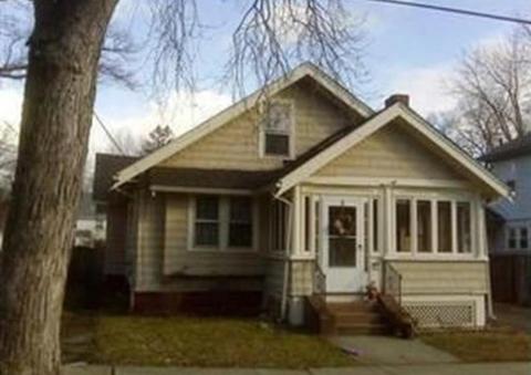 57 Sunapee St, Springfield, MA 01108 photo 1