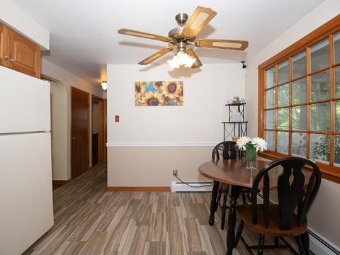 26 Trinity Ave, Worcester, MA 01605 photo 2