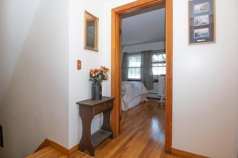 26 Trinity Ave, Worcester, MA 01605 photo 13