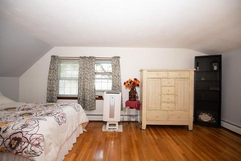 26 Trinity Ave, Worcester, MA 01605 photo 15