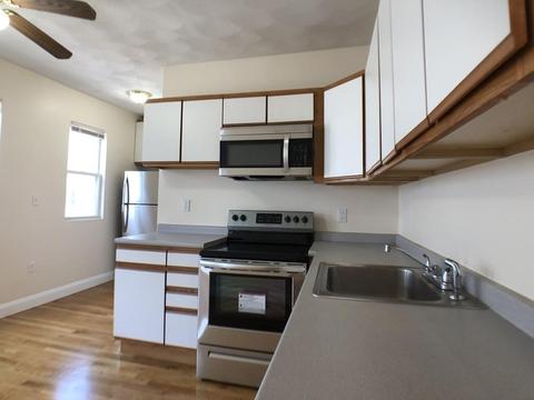 41 Wolcott St, Everett, MA 02149 photo 3