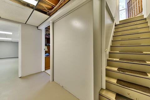 129 Hanson Dr, Springfield, MA 01128 photo 19
