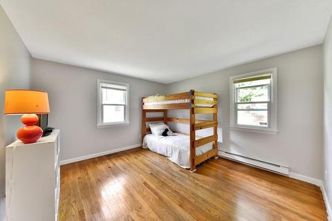 129 Hanson Dr, Springfield, MA 01128 photo 12