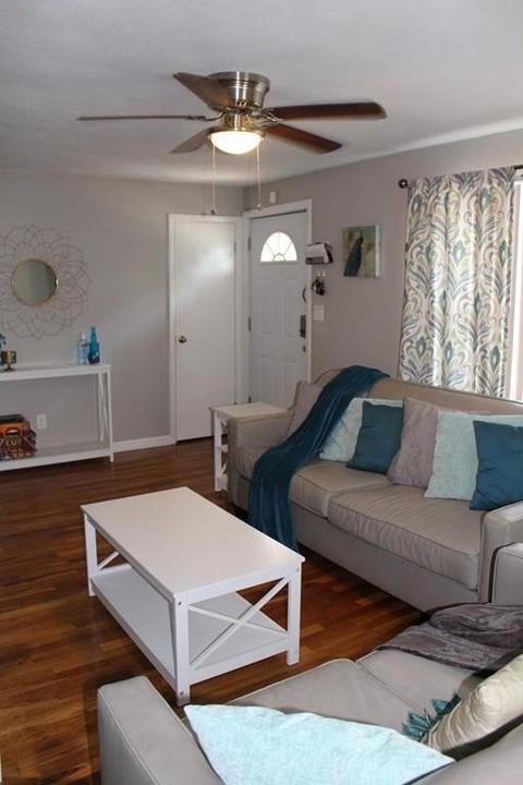 108 Cherokee Dr, Springfield, MA 01109 photo 10