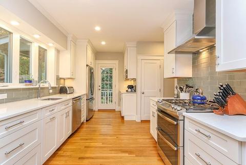 36 Morse Ave, Dedham, MA 02026 photo 9