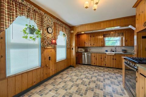 7 Danforth Ave, Saugus, MA 01906 photo 10
