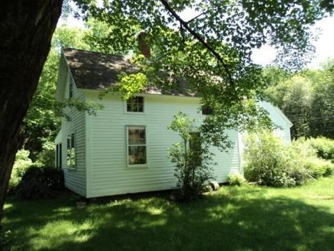 113 Webster, Douglas, MA 01516 photo 8