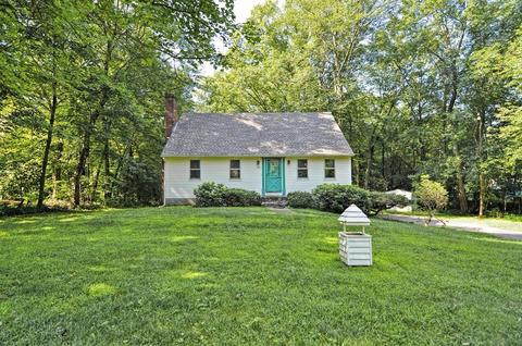 28 Colonial Rd, Sutton, MA 01590 photo 3