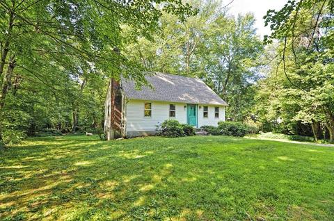 28 Colonial Rd, Sutton, MA 01590 photo 4